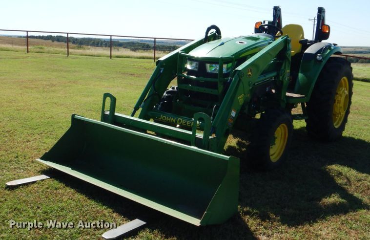 image for item DI2351 2018 John Deere 4066R MFWD tractor