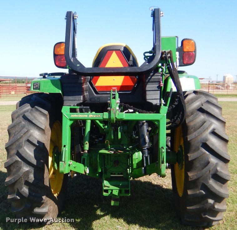 image for item DI2351 2018 John Deere 4066R MFWD tractor