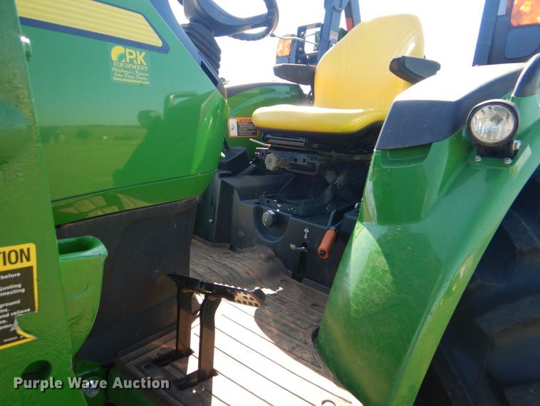 image for item DI2351 2018 John Deere 4066R MFWD tractor