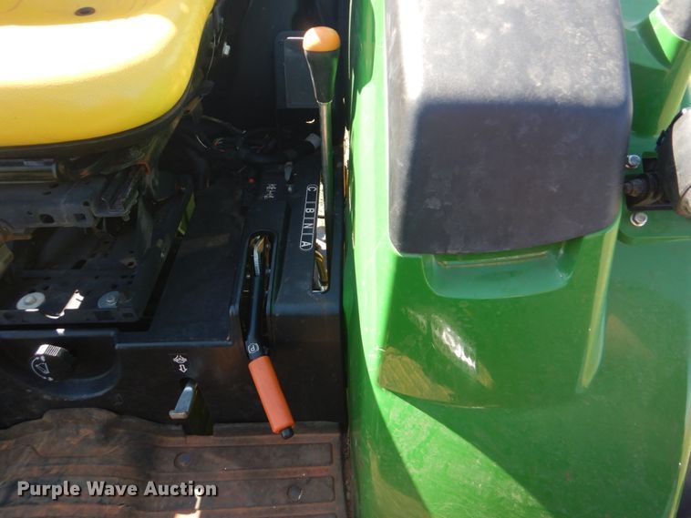 image for item DI2351 2018 John Deere 4066R MFWD tractor