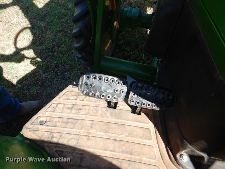 image for item DI2351 2018 John Deere 4066R MFWD tractor