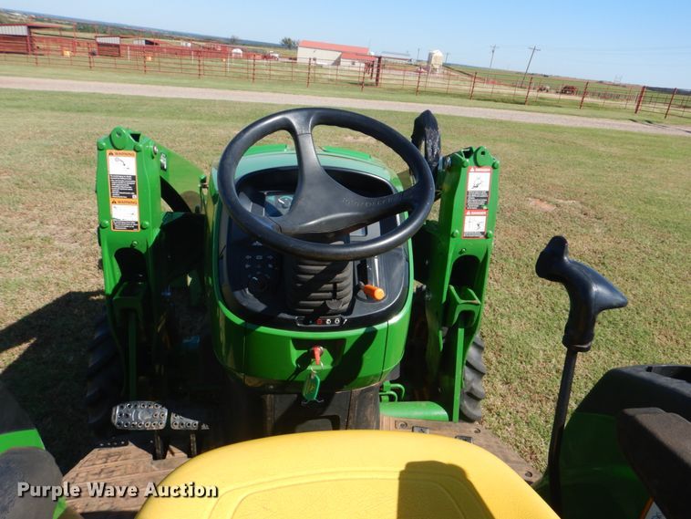 image for item DI2351 2018 John Deere 4066R MFWD tractor