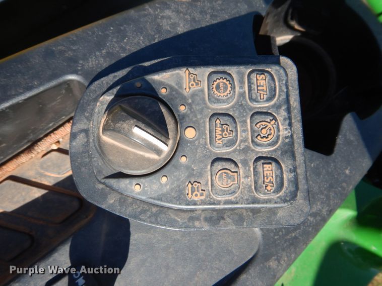 image for item DI2351 2018 John Deere 4066R MFWD tractor