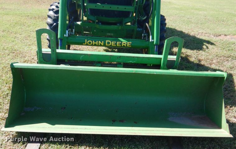 image for item DI2351 2018 John Deere 4066R MFWD tractor