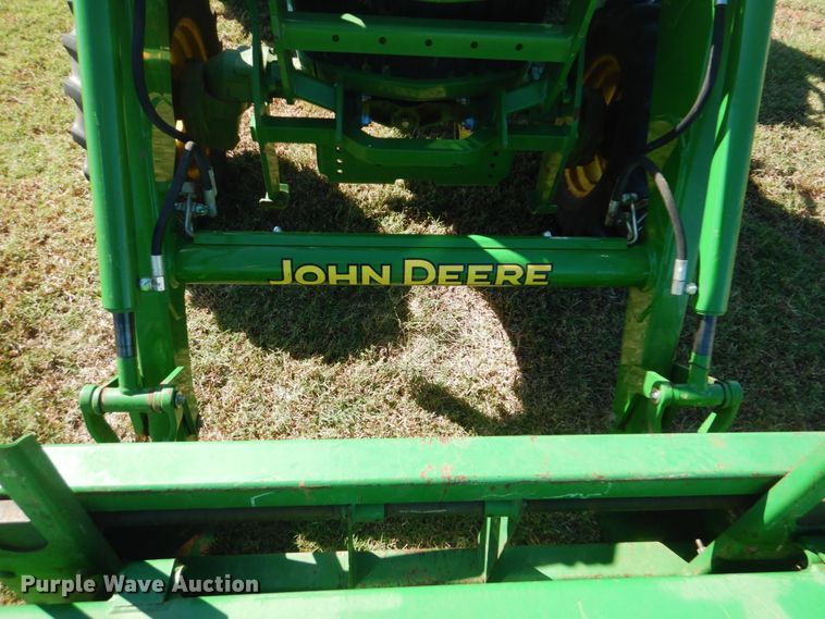image for item DI2351 2018 John Deere 4066R MFWD tractor