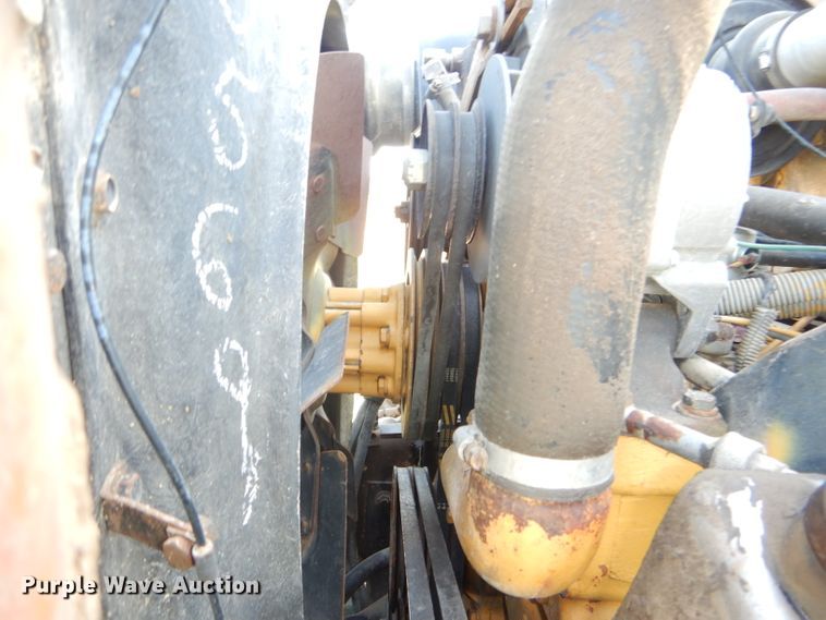 image for item DI2546 1981 International applicator truck