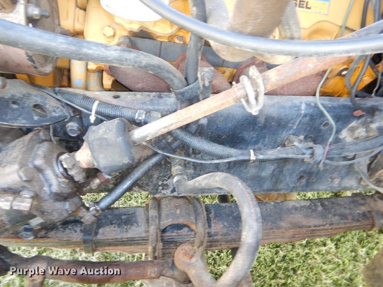 image for item DI2546 1981 International applicator truck