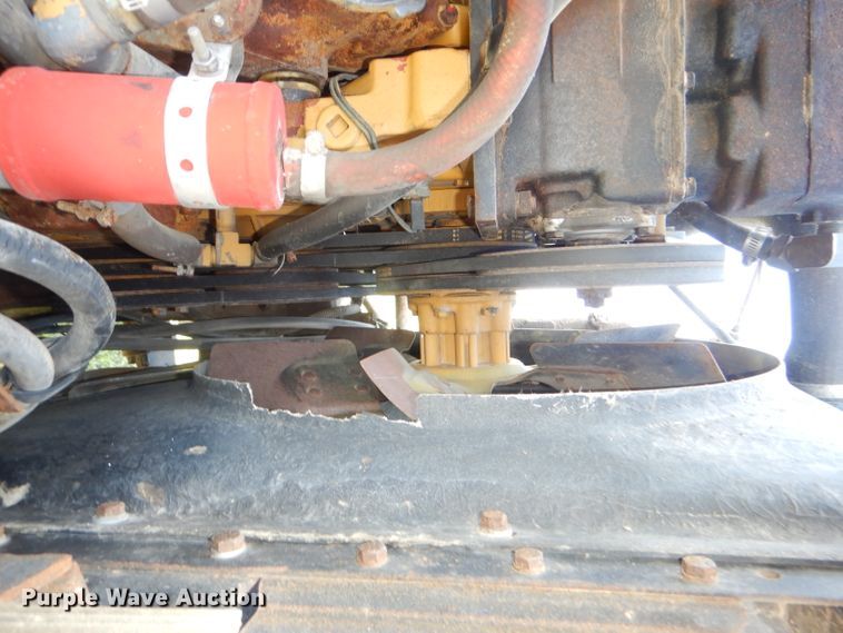 image for item DI2546 1981 International applicator truck