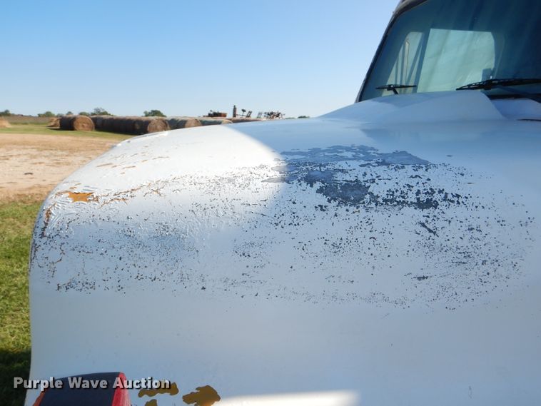 image for item DI2546 1981 International applicator truck