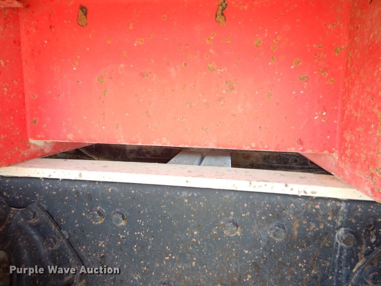 image for item DI2546 1981 International applicator truck