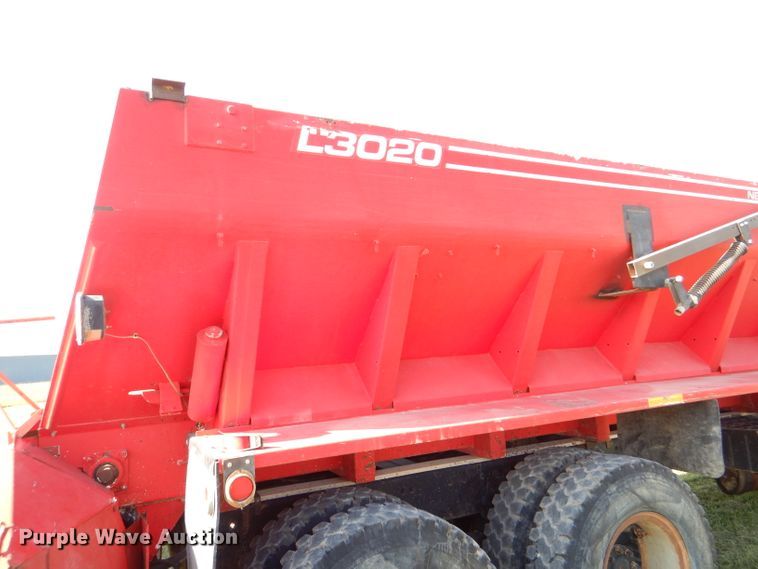 image for item DI2546 1981 International applicator truck