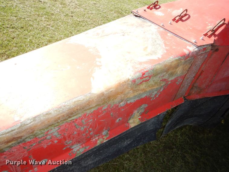 image for item DI2546 1981 International applicator truck