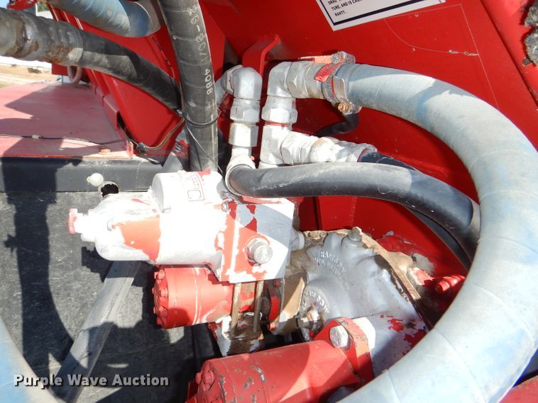 image for item DI2546 1981 International applicator truck