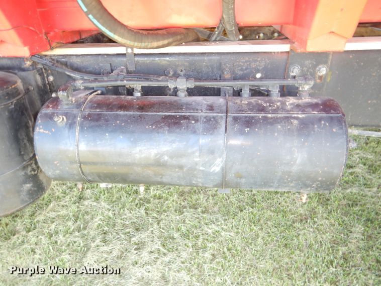 image for item DI2546 1981 International applicator truck