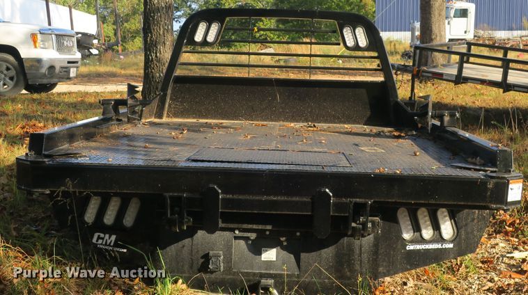 image for item EA9412 CM SZ029638 hydraulic bale bed