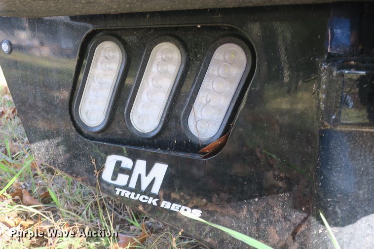 image for item EA9412 CM SZ029638 hydraulic bale bed