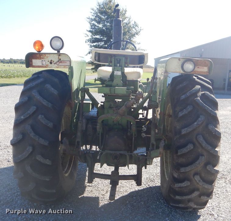 image for item EY9283 Oliver 1655 tractor