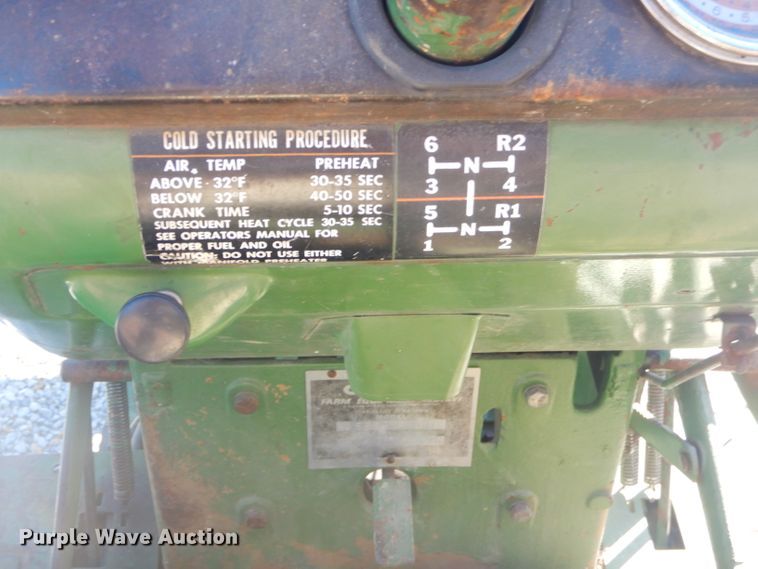 image for item EY9283 Oliver 1655 tractor