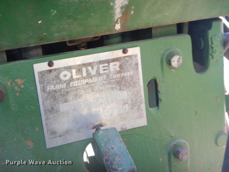 image for item EY9283 Oliver 1655 tractor
