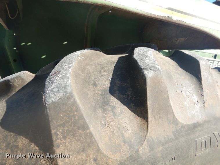 image for item EY9283 Oliver 1655 tractor