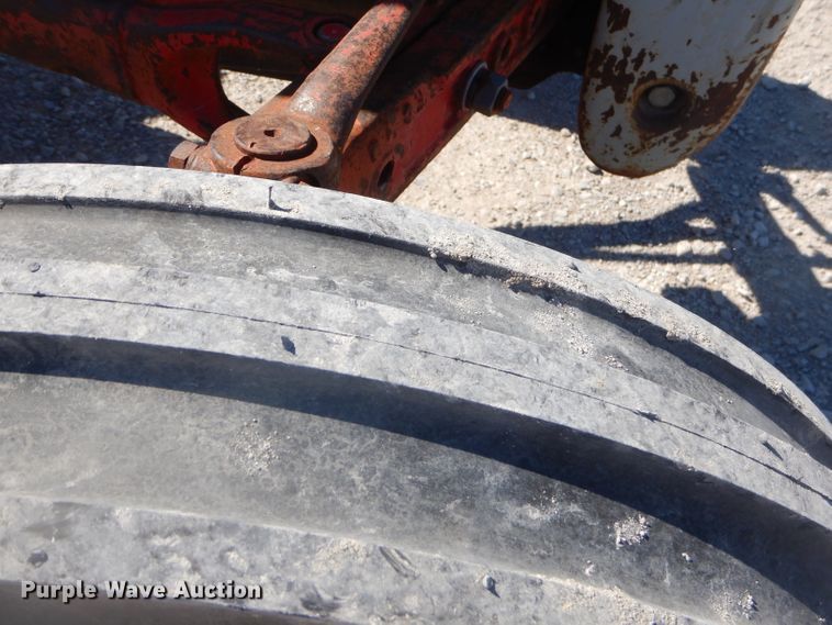 image for item EY9285 1947 Ford 8N tractor