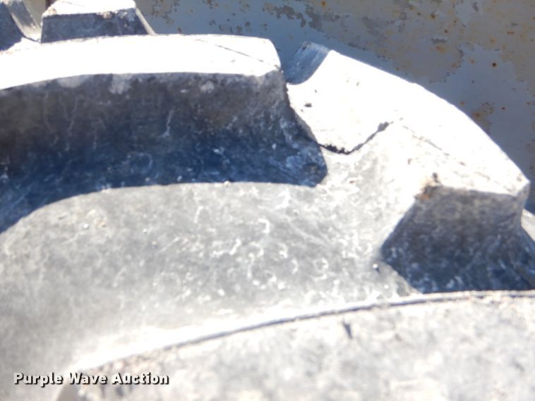 image for item EY9285 1947 Ford 8N tractor