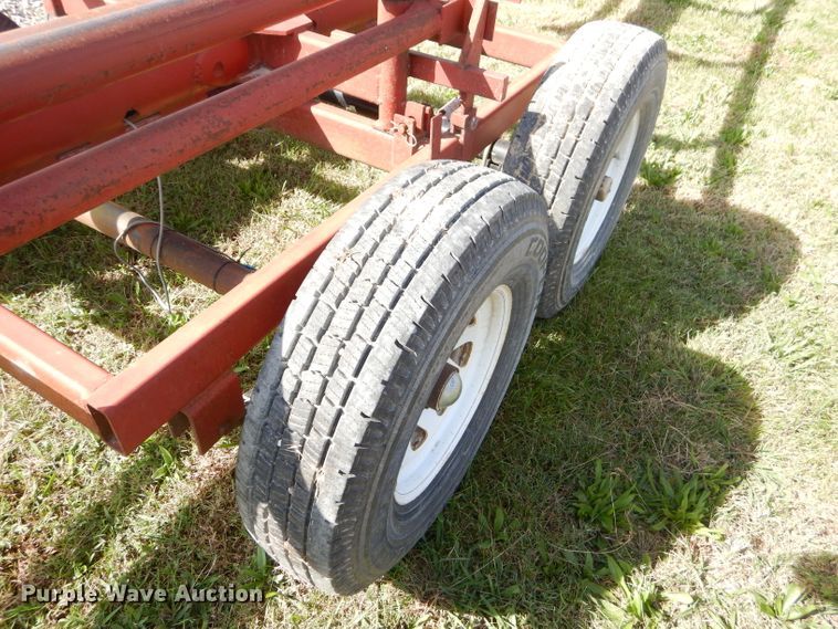 image for item EY9335 Hay bale trailer