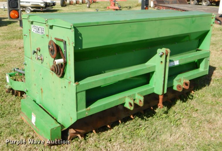image for item EY9337 Frontier seeder