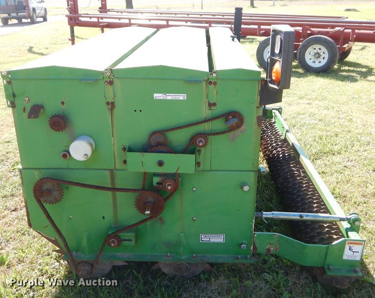 image for item EY9337 Frontier seeder