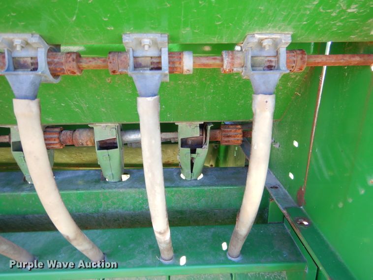 image for item EY9337 Frontier seeder