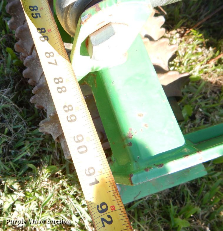 image for item EY9337 Frontier seeder