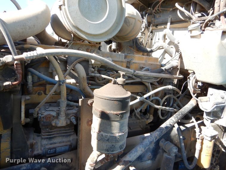 image for item EY9340 1993 Kenworth T600 grain truck