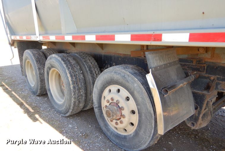 image for item EY9340 1993 Kenworth T600 grain truck