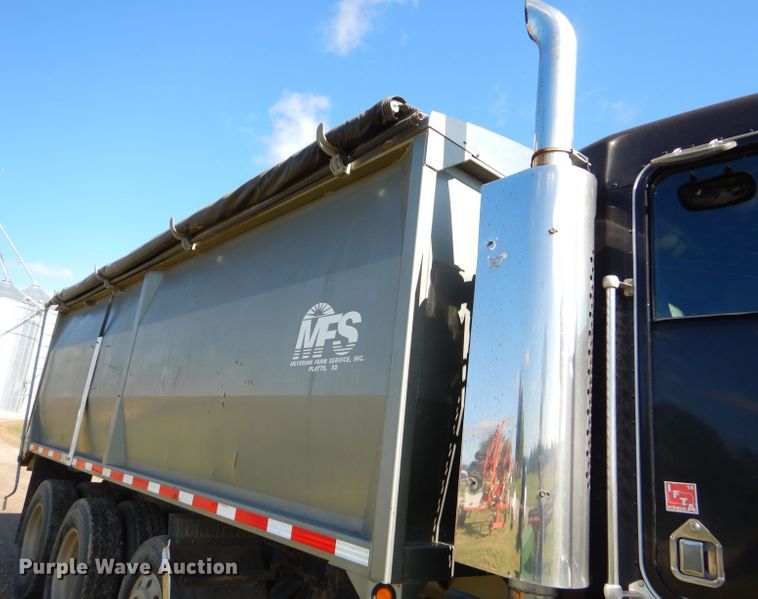 image for item EY9340 1993 Kenworth T600 grain truck