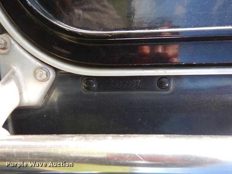 image for item EY9340 1993 Kenworth T600 grain truck