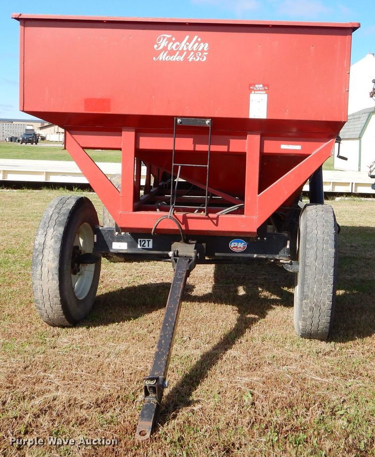 image for item EY9343 Ficklin 435 grain cart