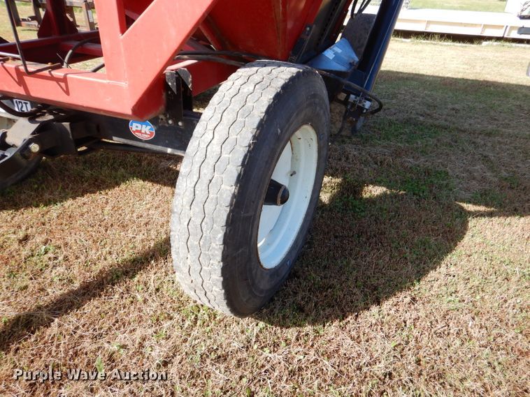 image for item EY9343 Ficklin 435 grain cart