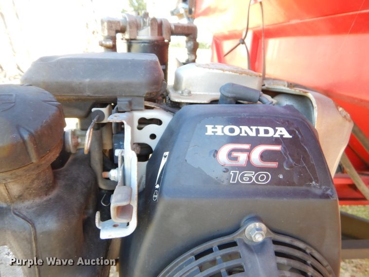 image for item EY9343 Ficklin 435 grain cart