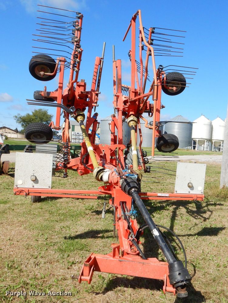 image for item EY9350 Kuhn GA6501 rake