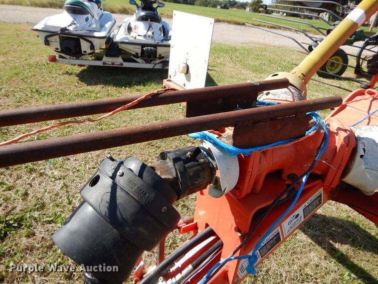 image for item EY9350 Kuhn GA6501 rake