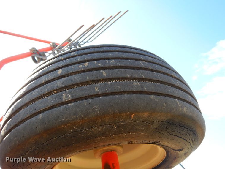 image for item EY9350 Kuhn GA6501 rake