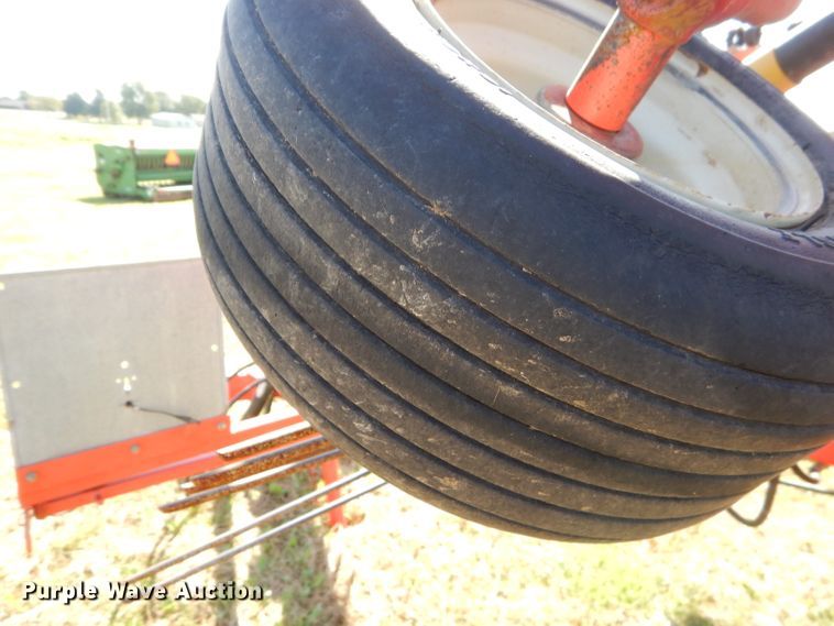 image for item EY9350 Kuhn GA6501 rake