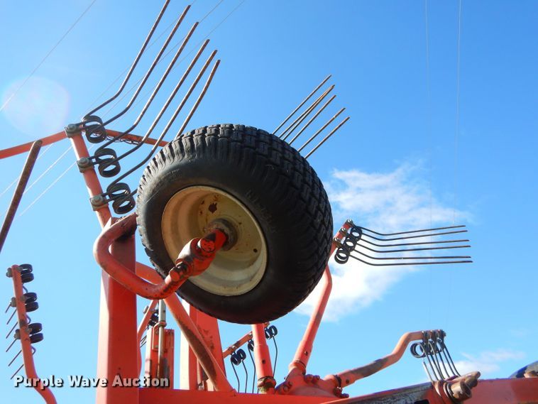image for item EY9350 Kuhn GA6501 rake