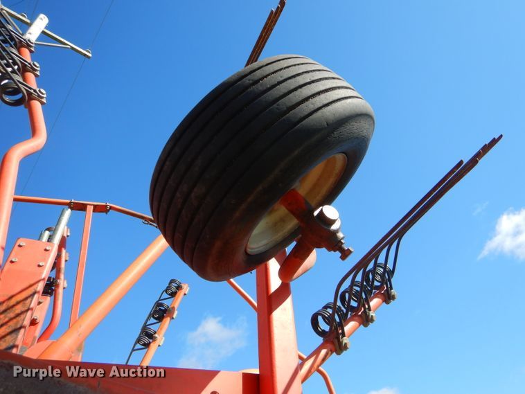 image for item EY9350 Kuhn GA6501 rake