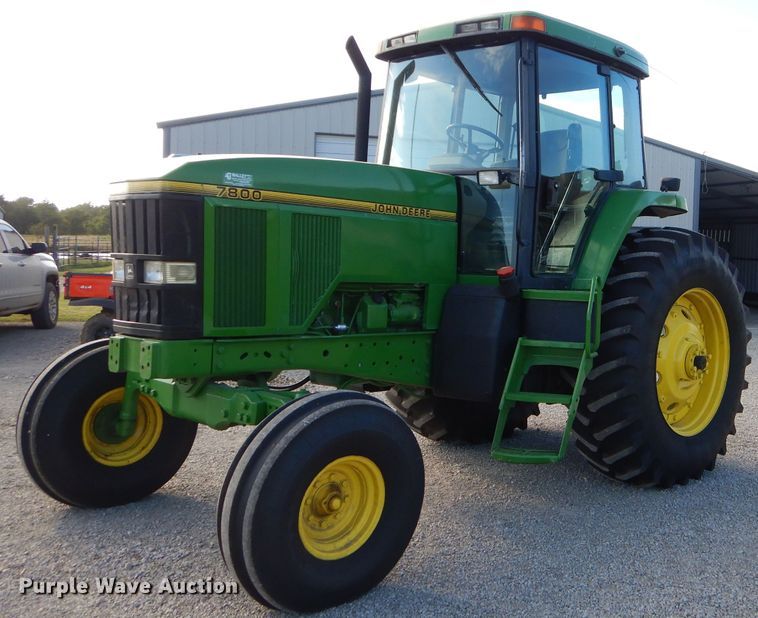 image for item FC9998 1994 John Deere 7800 tractor