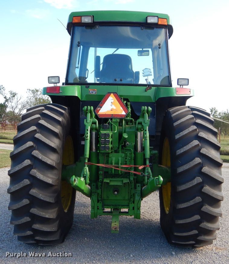 image for item FC9998 1994 John Deere 7800 tractor