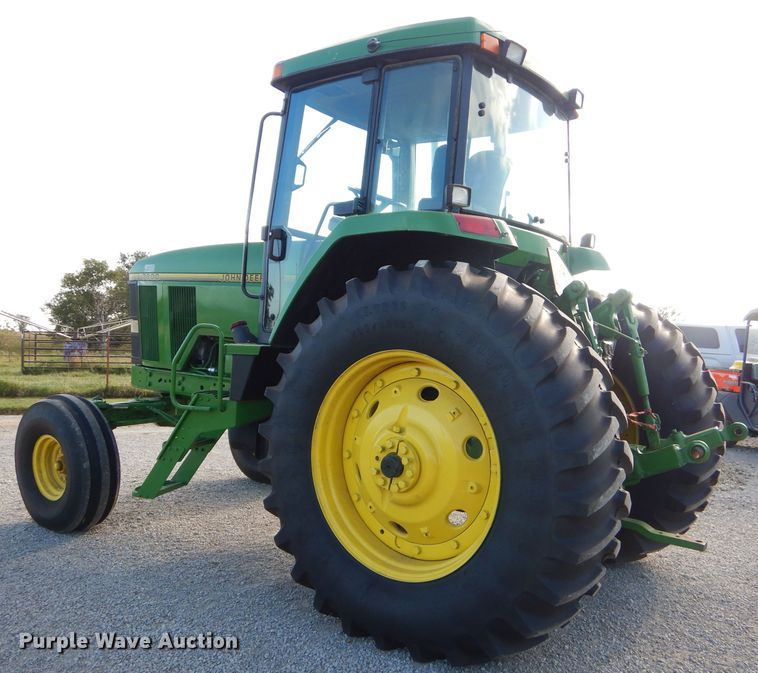 image for item FC9998 1994 John Deere 7800 tractor