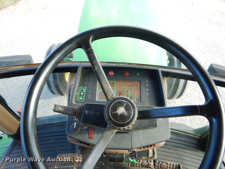 image for item FC9998 1994 John Deere 7800 tractor