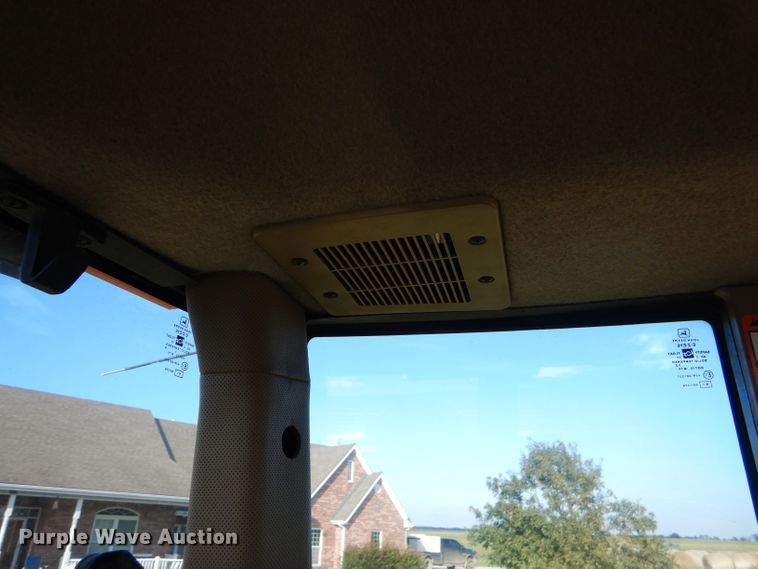 image for item FC9998 1994 John Deere 7800 tractor