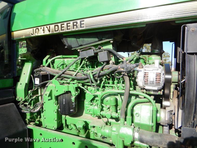 image for item FC9998 1994 John Deere 7800 tractor